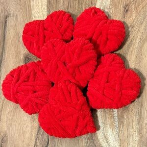 NEW Red Yarn HEARTS Bowl Filler Table Scatter
Valentines Shabby Chic 6 Piece